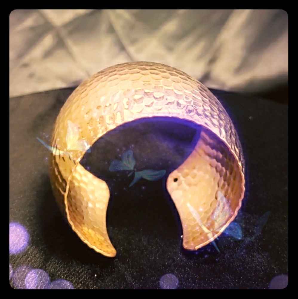 High quality gold cuff